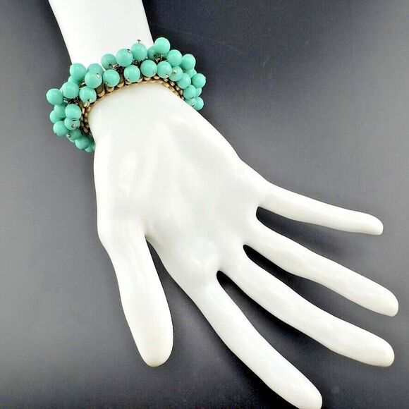 Vtg Expandable Stretch Cha-Cha Bracelet Glass Turquoise color Beads - Picture 5 of 5